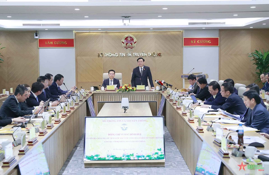 Quang cảnh hội nghị. Ảnh: DOÃN TẤN 