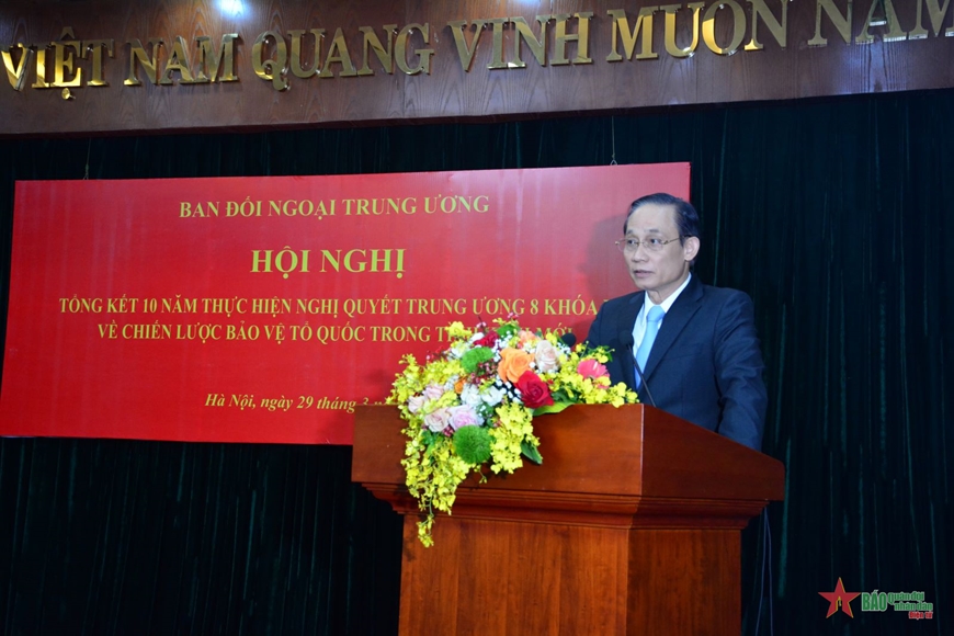  Đồng chí Lê Hoài Trung phát biểu tại hội nghị.