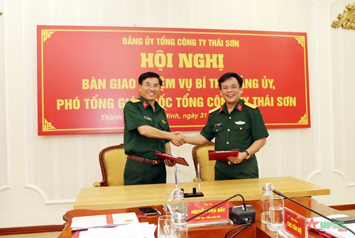 Bàn giao nhiệm vụ Bí thư Đảng ủy, Phó tổng Giám đốc Tổng công ty Thái Sơn (Bộ Quốc phòng)