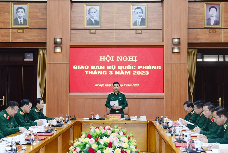 Đại tướng Phan Văn Giang chủ trì hội nghị.  