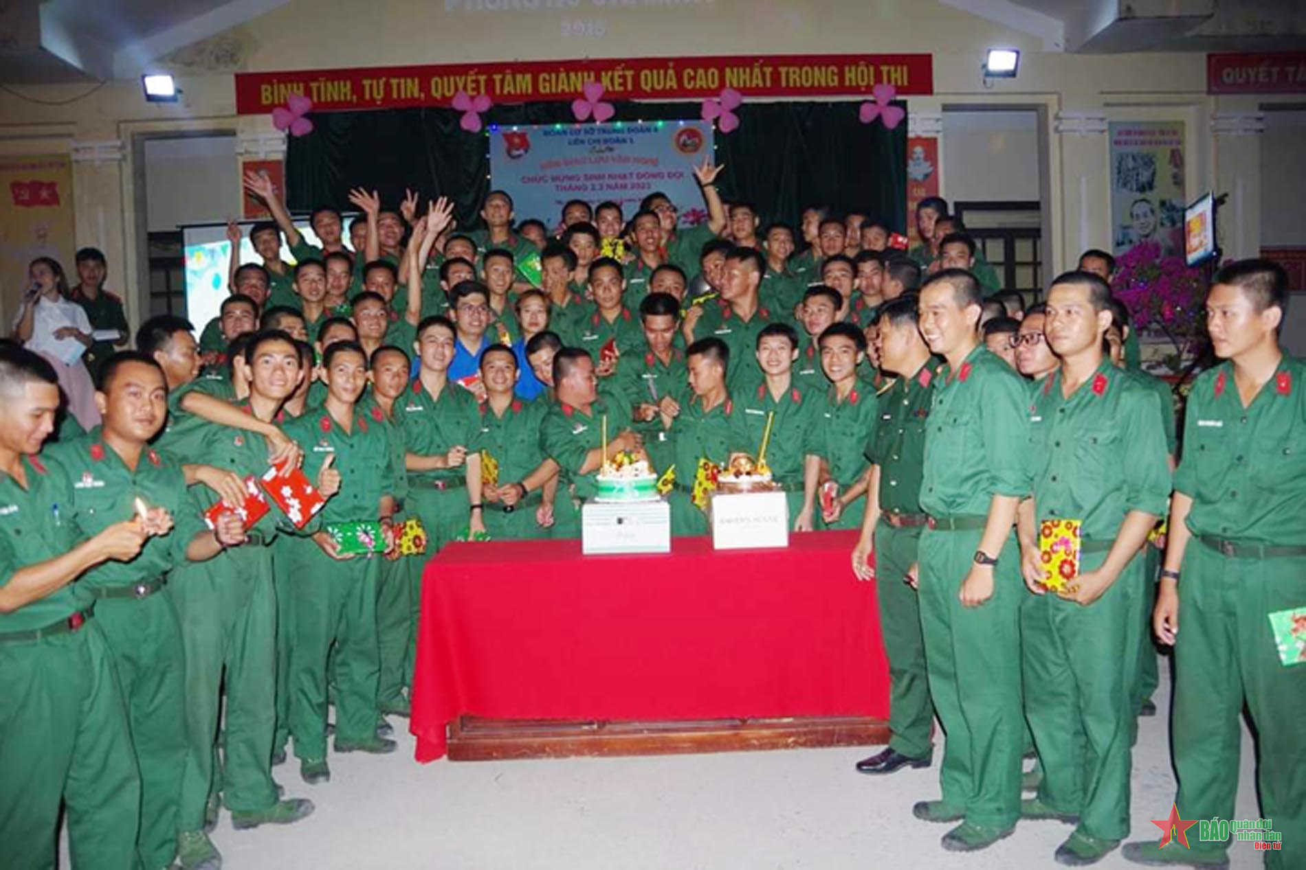 Sôi nổi hoạt động hai ngày nghỉ cuối tuần