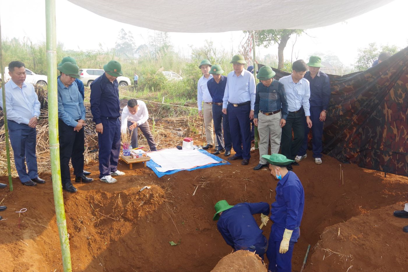 Bộ CHQS tỉnh Thanh Hóa quy tập 3 hài cốt liệt sĩ tại Hủa Phăn (Lào)

