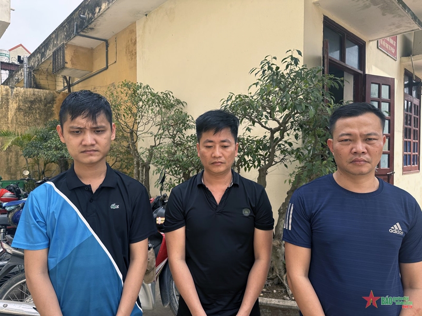   Các đối tượng: Dụng, Ngọc, Giang (từ trái qua phải). Ảnh Công an Thanh Hóa cung cấp