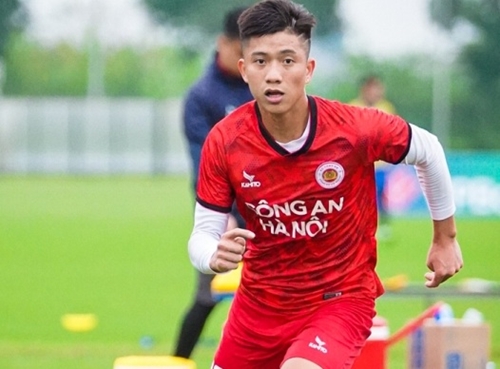 Tiền vệ Phan Văn Đức chia tay V-League 2023