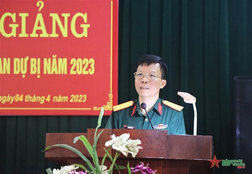Bộ CHQS tỉnh Hưng Yên khai giảng lớp đào tạo Sĩ quan dự bị khóa 11 năm 2023