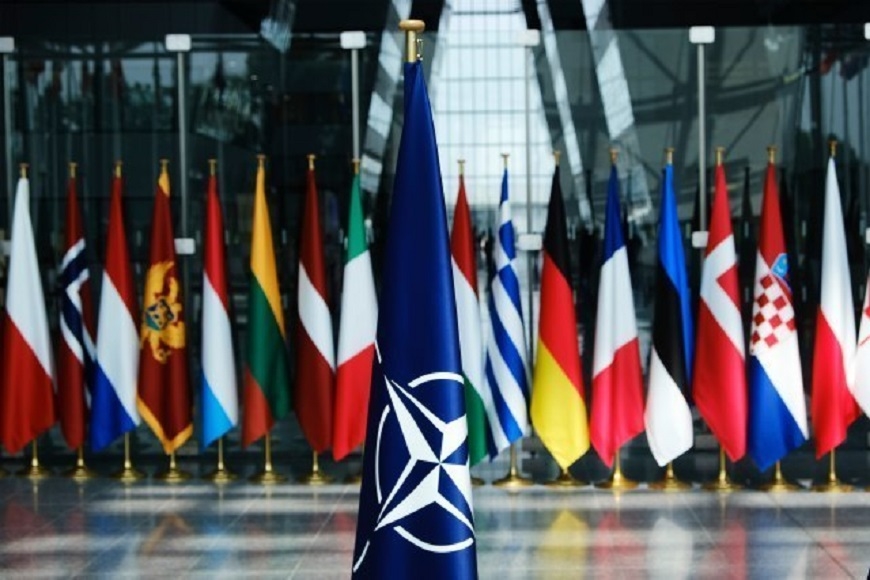 Hungary cho rằng việc NATO mời đại diện Ukraine đến cuộc họp các bộ trưởng NATO là vi phạm nguyên tắc đoàn kết của khối. Ảnh: Shutterstock 