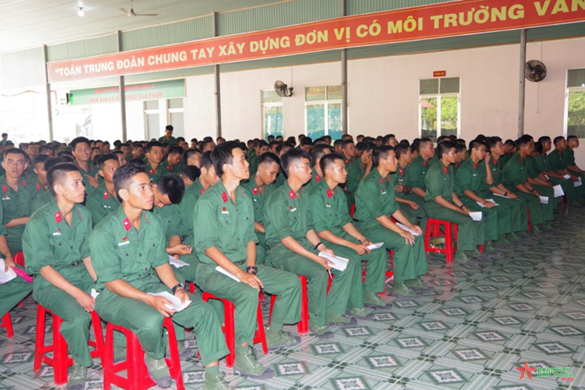 Phổ biến, giáo dục pháp luật cho chiến sĩ mới năm 2023