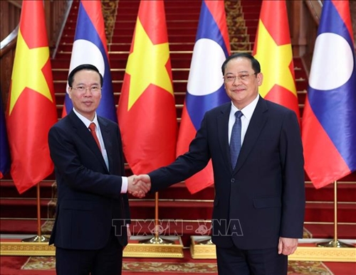 Chủ tịch nước Võ Văn Thưởng hội kiến Thủ tướng Chính phủ và Chủ tịch Quốc hội Lào 