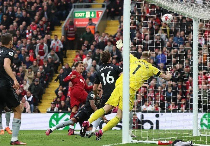 Kết quả Ngoại hạng Anh: Arsenal chia điểm với Liverpool 