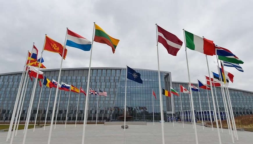NATO tiếp tục viện trợ quân sự cho Ukraine. Ảnh: NATO 