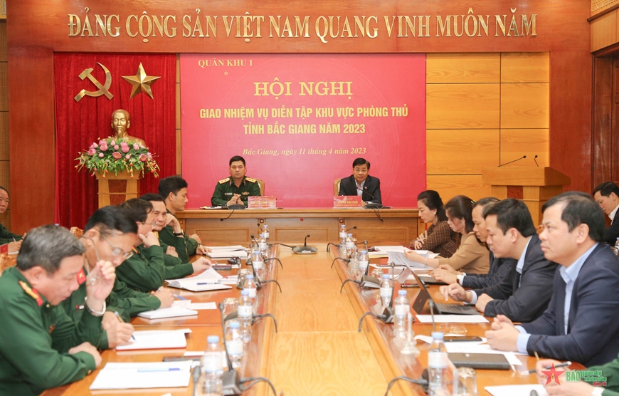 Toàn cảnh hội nghị.