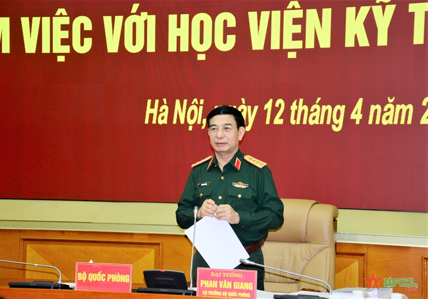 Đại tướng Phan Văn Giang: Học viện Kỹ thuật Quân sự cần chú trọng đào tạo các chuyên ngành sâu, mũi nhọn