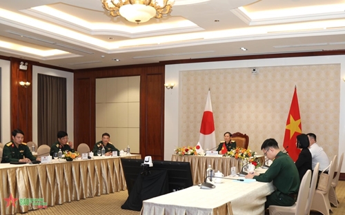 Thượng tướng Nguyễn Tân Cương điện đàm với Tham mưu trưởng Liên quân Nhật Bản
