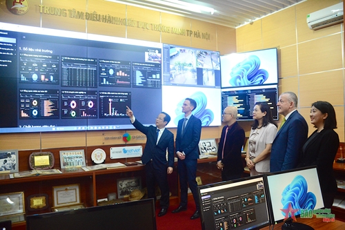 Hợp tác nâng cao năng lực công nghệ thông tin cho học sinh tại Hà Nội