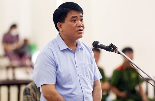 Điều tra bổ sung cựu Chủ tịch TP Hà Nội Nguyễn Đức Chung trong vụ nâng giá cây xanh