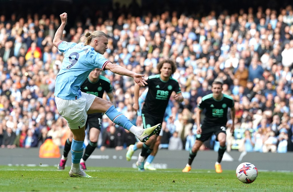 Kết quả bóng đá hôm nay (16-4): Man City đánh bại Leicester, Real thắng nhẹ Cadiz, PSG củng cố ngôi đầu