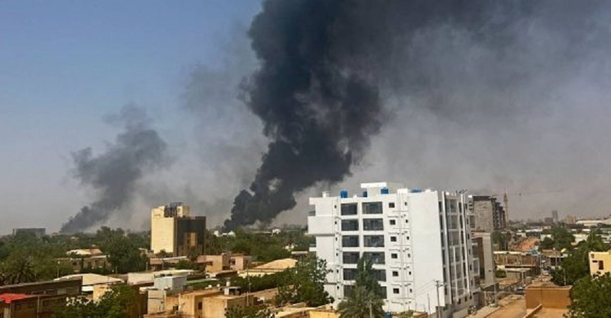 Xung đột toàn diện nổ ra ở Sudan. Ảnh: AFP qua Onmanorama  