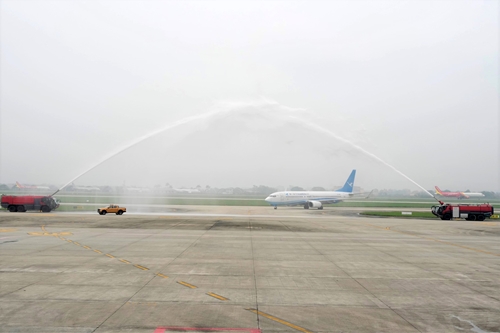 Khai thác chuyến bay thương mại đầu tiên từ Hạ Môn (Trung Quốc) đến Việt Nam