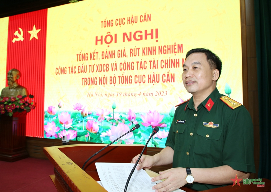  Đại tá Nguyễn Trọng Thiện, Cục trưởng Cục Hậu cần báo cáo kết quả công tác đầu tư xây dựng cơ bản trong tổng cục năm 2022.