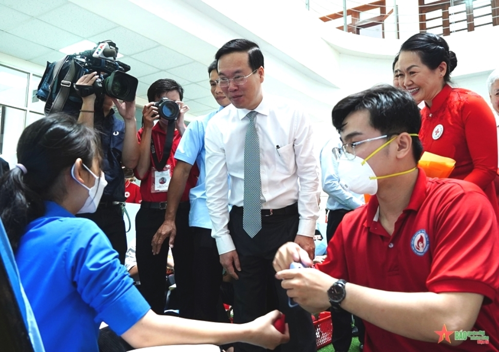 Chủ tịch nước Võ Văn Thưởng dự Lễ phát động Tháng Nhân đạo cấp quốc gia năm 2023