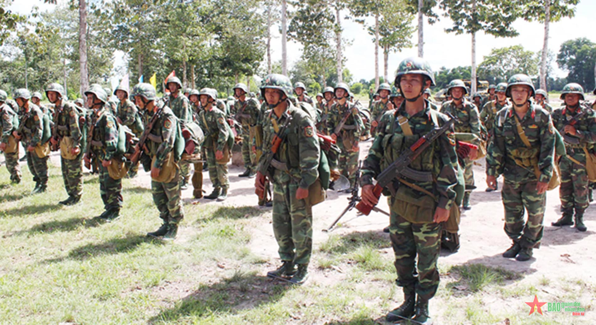 Sư đoàn 5, Quân khu 7: Sôi nổi thi đua huấn luyện giỏi, rèn nghiêm