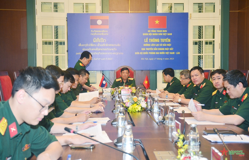  Quang cảnh buổi lễ.