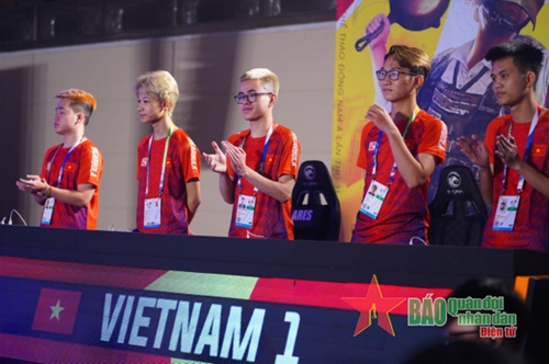 Vận động viên eSports Việt Nam sẵn sàng cho SEA Games 32