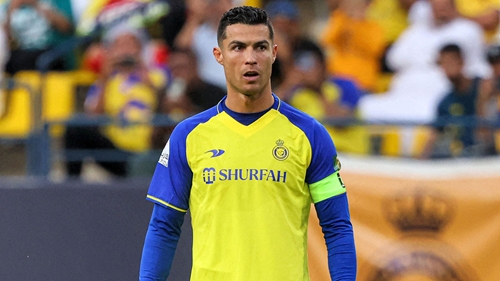 Tin bóng đá hôm nay (2-5): Ronaldo hối hận, Messi tát đối thủ?
