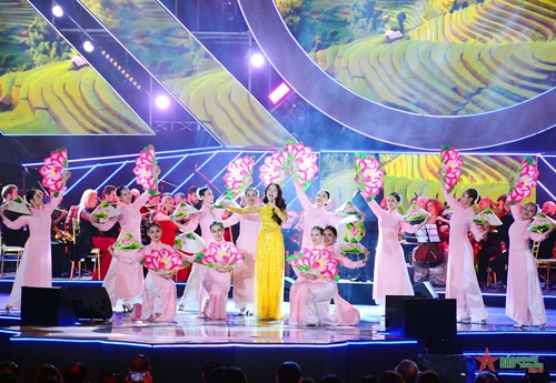 Lần đầu tiên kết hợp ca nhạc, hòa nhạc trong lễ hội âm nhạc ngoài trời tại Việt Nam