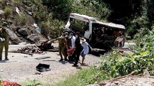 Tai nạn giao thông nghiêm trọng tại Lào: 5 nạn nhân thương vong là người nước ngoài