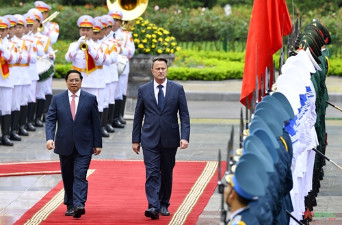 Thủ tướng Phạm Minh Chính chủ trì Lễ đón Thủ tướng Luxembourg Xavier Bettel