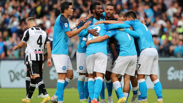 Niềm vui của các cầu thủ Napoli khi ghi bàn gỡ hòa 1-1 vào lưới Udinese. Ảnh: Getty