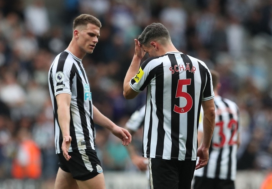  Các cầu thủ Newcastle buồn khi thua Arsenal. Ảnh: Getty