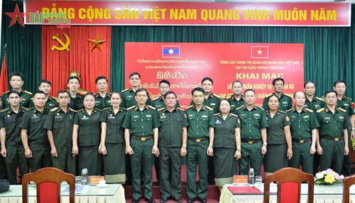 Khai mạc tập huấn nghiệp vụ cho cán bộ Tạp chí Quốc phòng của Lào