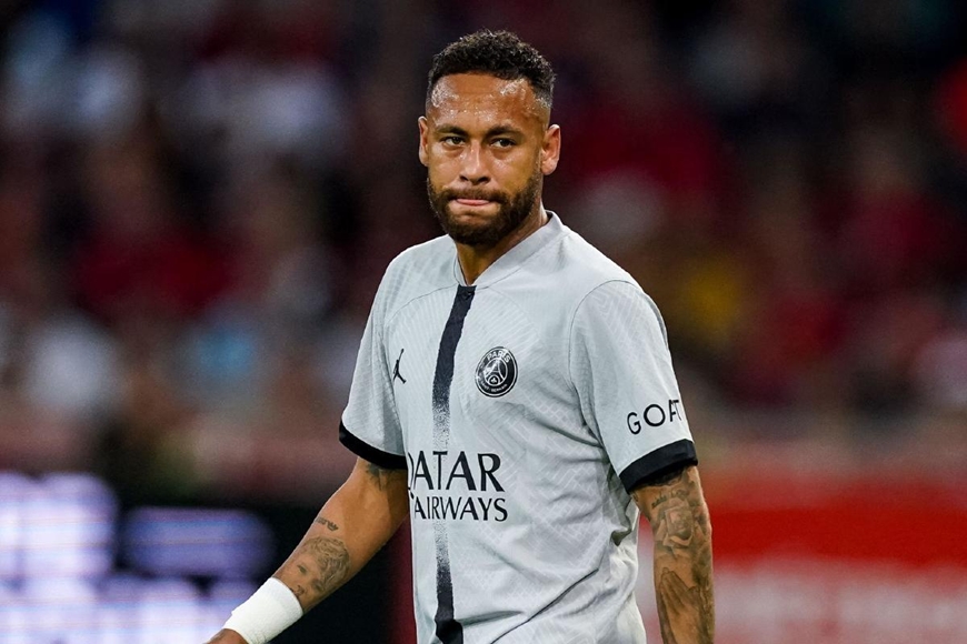 Neymar được cho là có thể lựa chọn Ngoại hạng Anh nếu rời PSG. Ảnh: Yahoo News 