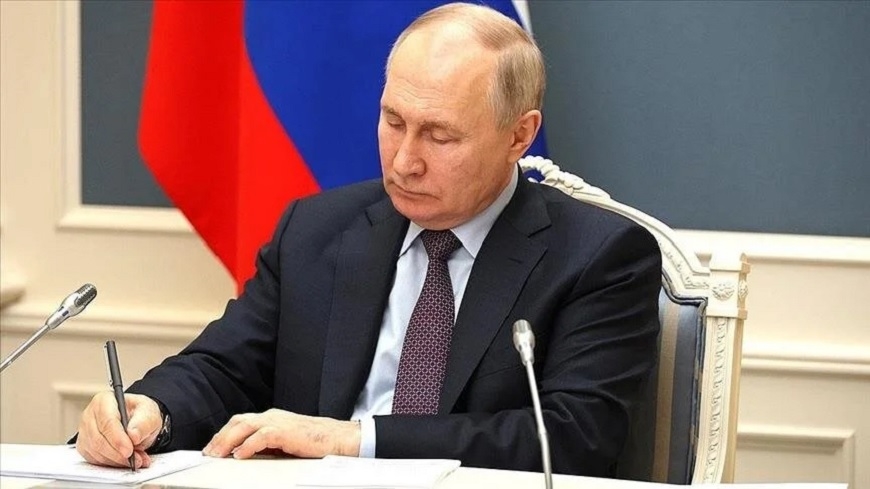 Tổng thống Nga Vladimir Putin ký sắc lệnh chấp dứt Hiệp ước về các lực lượng vũ trang thông thường ở châu Âu (CFE). Ảnh: aa.com.tr 