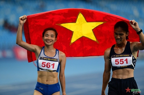 Bảng tổng chuẩn bị huy chương SEA Games 32 sáng sủa 10-5: nước Việt Nam đua với Thái Lan giành địa điểm đầu