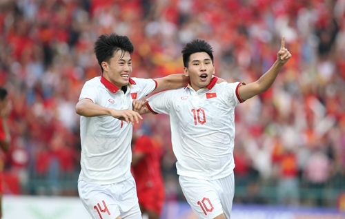 Bán kết bóng đá nam SEA Games 32: U22 Việt Nam thua đáng tiếc U22 Indonesia

