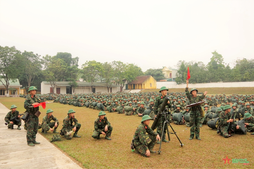 Một buổi báo động luyện tập sẵn sàng chiến đấu tại Trung đoàn 3, Sư đoàn 324. 