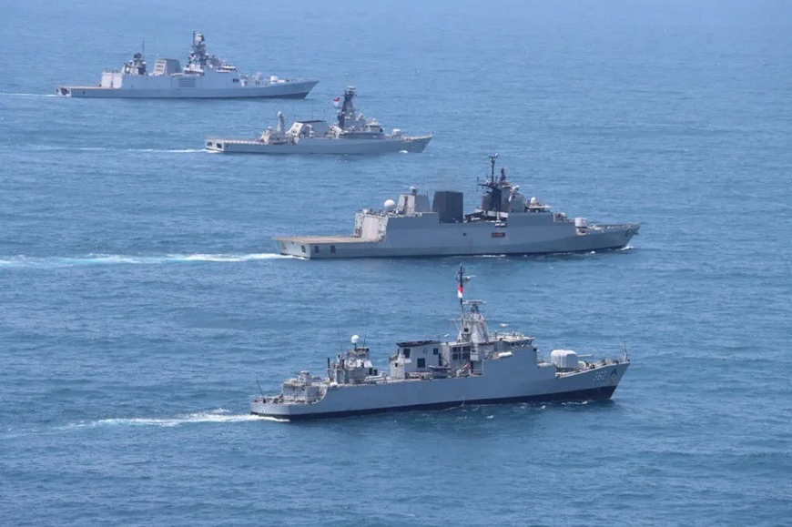  Ấn Độ và Indonesia kết thúc cuộc tập trận hải quân chung Samudra Shakti lần thứ 3 ở eo biển Sunda. Ảnh: Militaryleak.