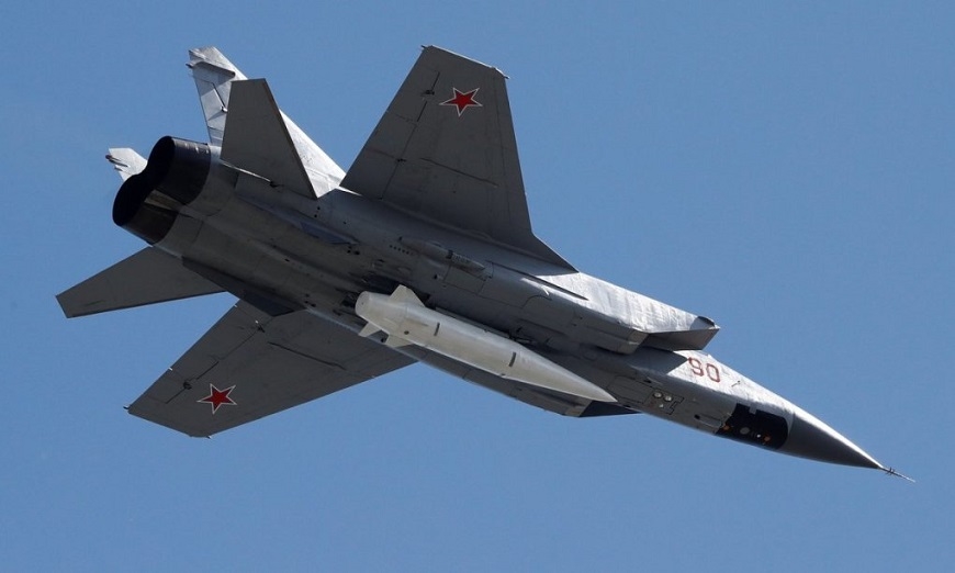 Máy bay MiG-31K trang bị tên lửa Kinzhal. Ảnh: Điện Kremlin 