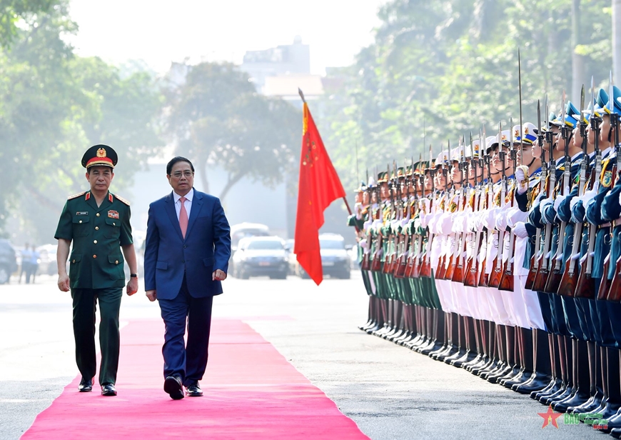 Thủ tướng Phạm Minh Chính tới dự chương trình tổng kết, trao Giải thưởng Tuổi trẻ sáng tạo trong Quân đội lần thứ 23. 