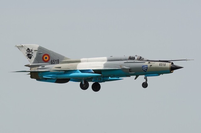 Romania sẽ loại biên toàn bộ số máy bay MiG-21 hiện tại. Ảnh: Dutch Aviation Society 