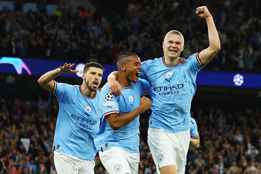 Niềm vui của các cầu thủ Man City khi ghi bàn vào lưới Real. Ảnh: Getty 