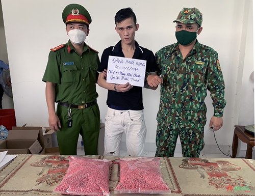 Bộ đội Biên phòng tỉnh Quảng Trị: Bắt giữ đối tượng vận chuyển 36.000 viên ma túy tổng hợp