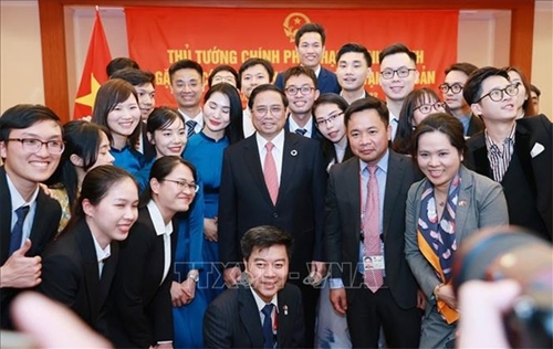 Thủ tướng Chính phủ Phạm Minh Chính tiếp lãnh đạo các hội hữu nghị Nhật Bản-Việt Nam và gặp gỡ cộng đồng người Việt Nam tại Nhật Bản