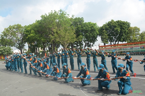 Đặc sắc màn múa súng tại hội thao quốc phòng Bộ tư lệnh TP Hồ Chí Minh năm 2023