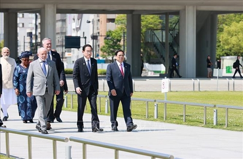 Thủ tướng Chính phủ Phạm Minh Chính thăm Công viên Tưởng niệm hòa bình Hiroshima