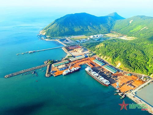 Hà Tĩnh: Đưa cảng biển thành động lực tăng trưởng