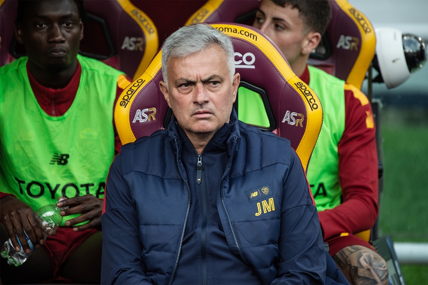 Liệu HLV Jose Mourinho có khả năng tới PSG? Ảnh: The Sun